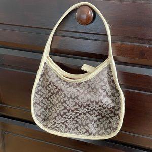 Guess tan, shoulder bag